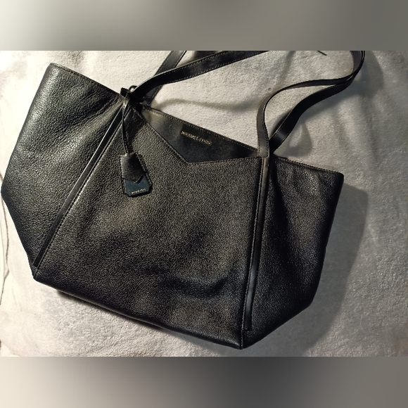 Michael kors purse - Picture 11 of 11
